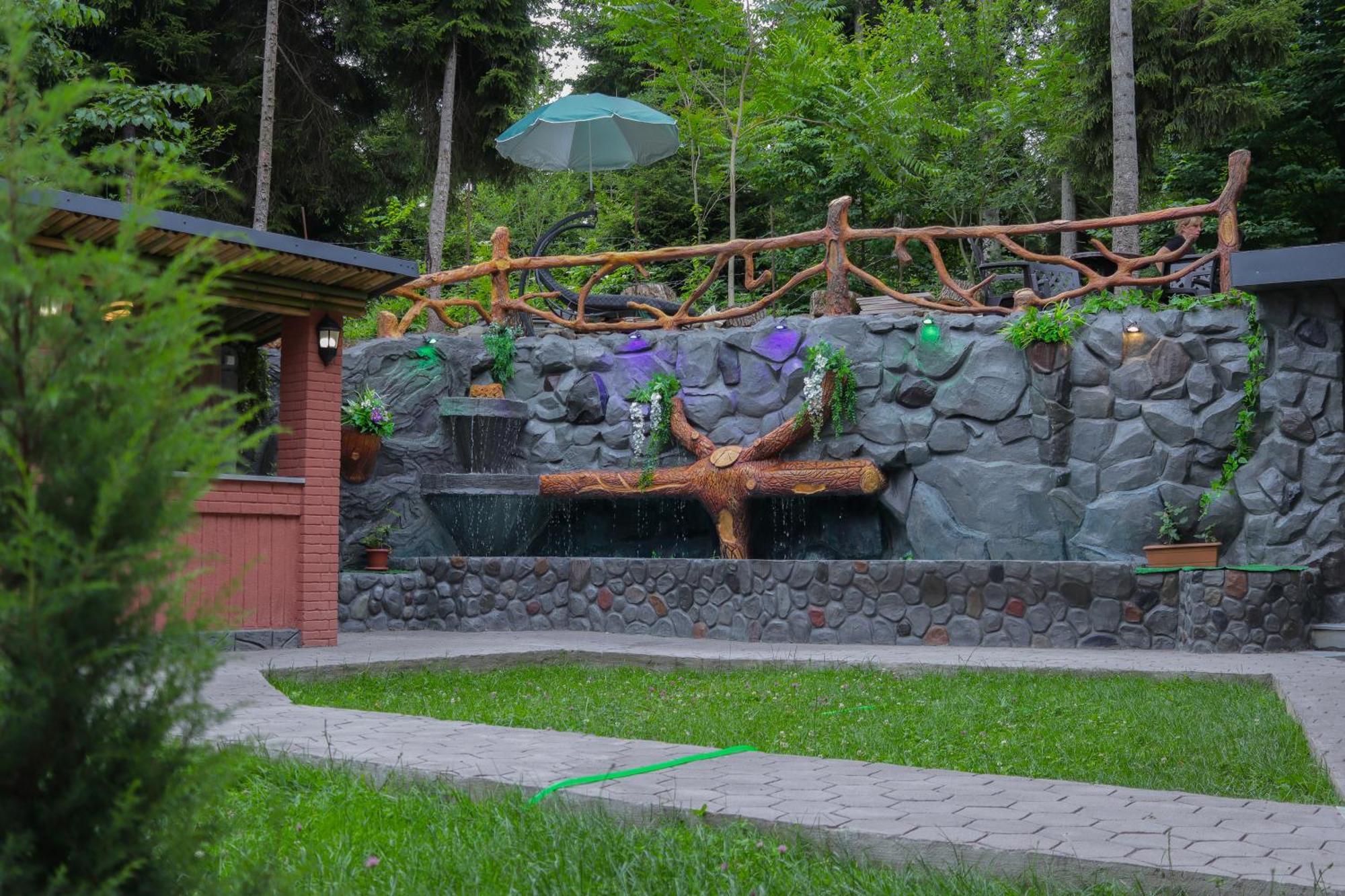 Hotel Evergreen Боржоми Экстерьер фото