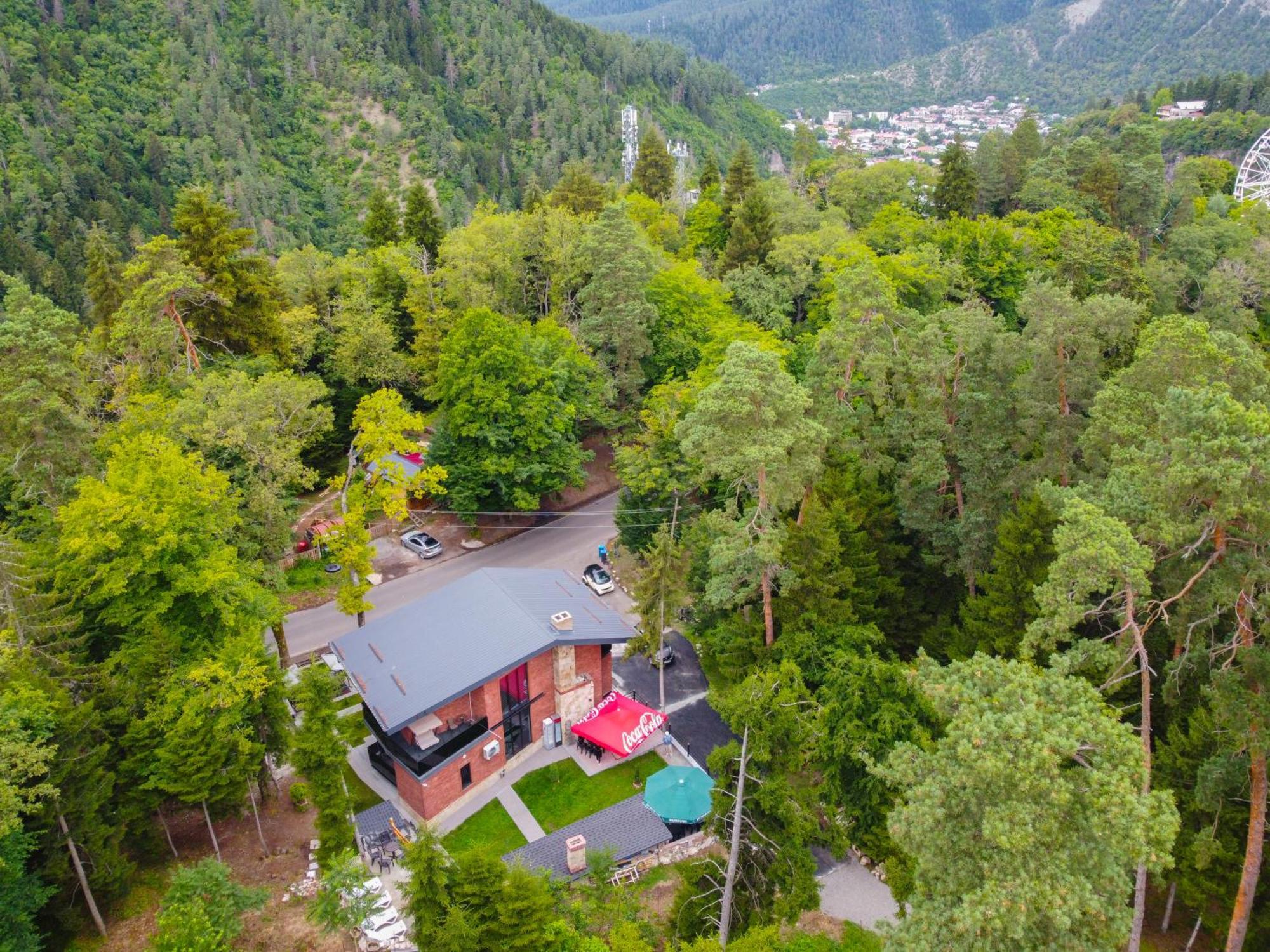 Hotel Evergreen Боржоми Экстерьер фото